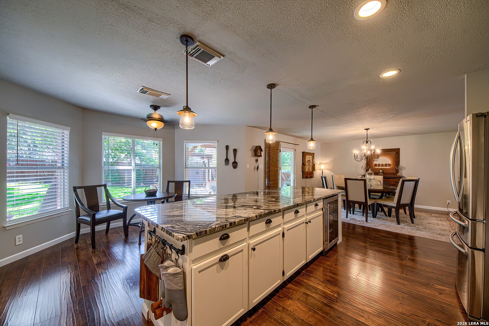 2422 Thrasher Oak San Antonio TX 78232