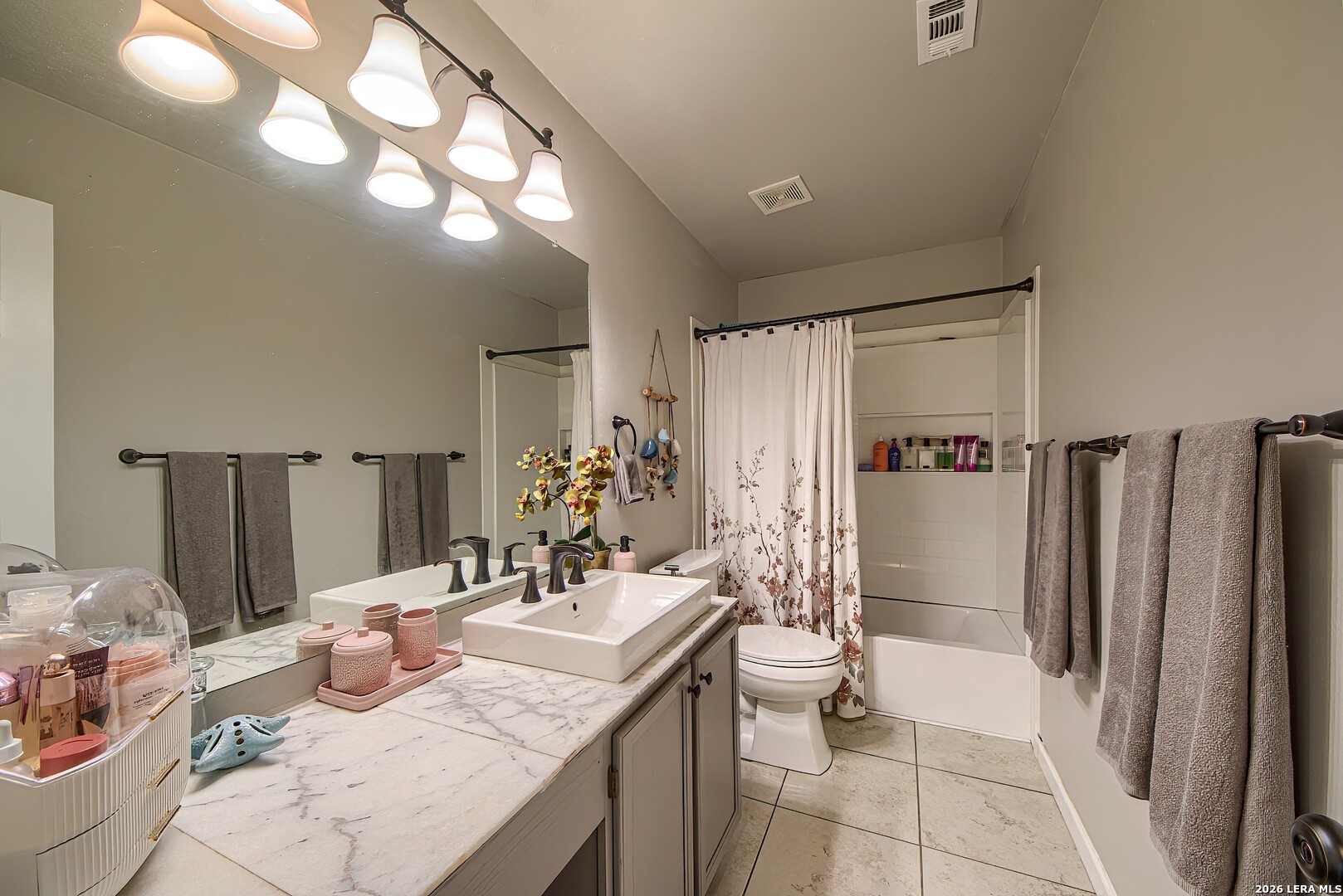 2422 Thrasher Oak San Antonio TX 78232