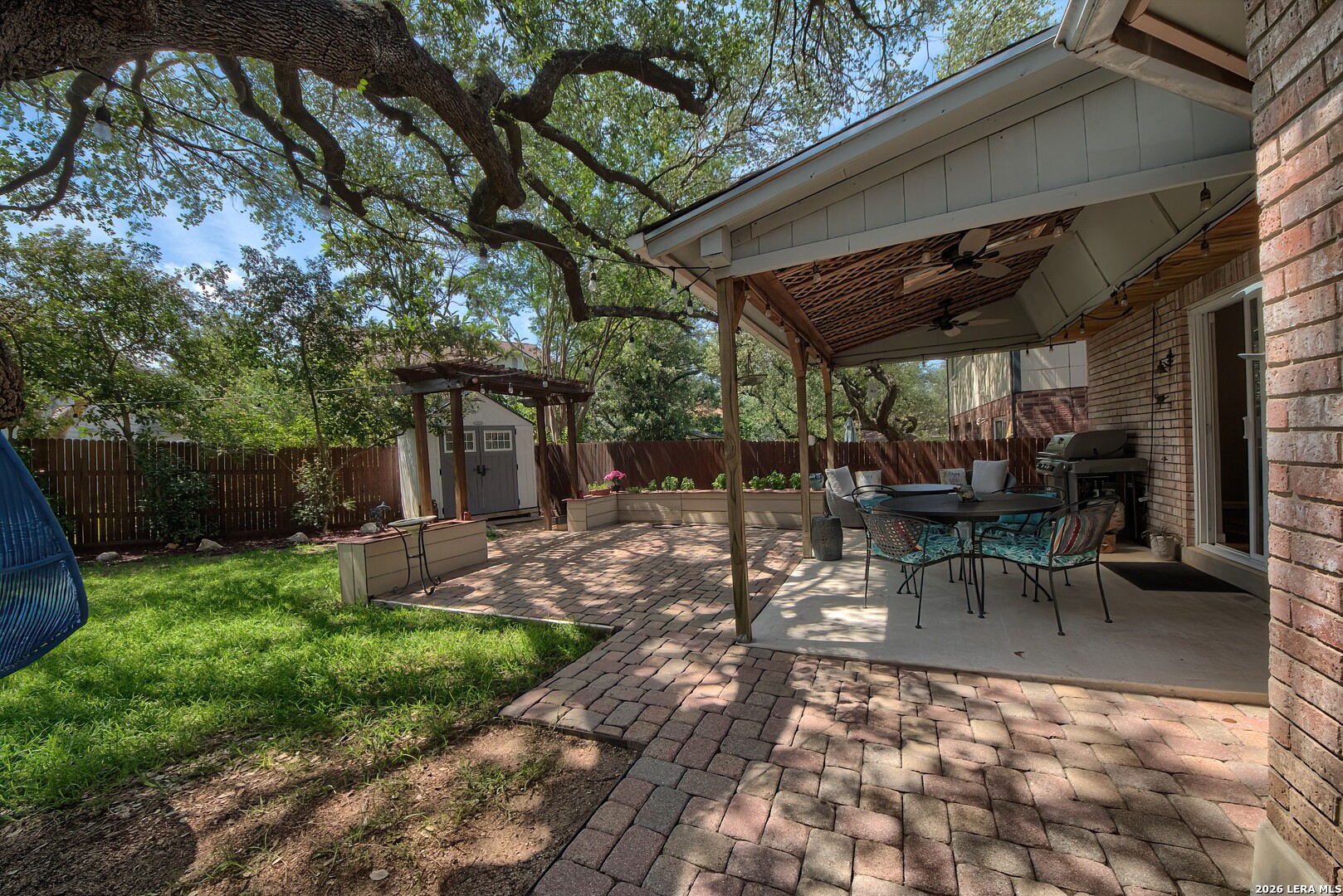 2422 Thrasher Oak San Antonio TX 78232