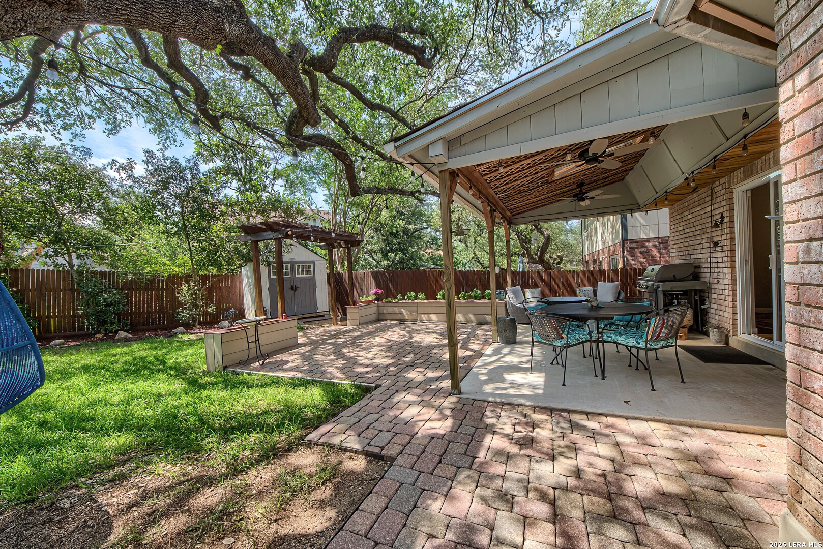 2422 Thrasher Oak San Antonio TX 78232