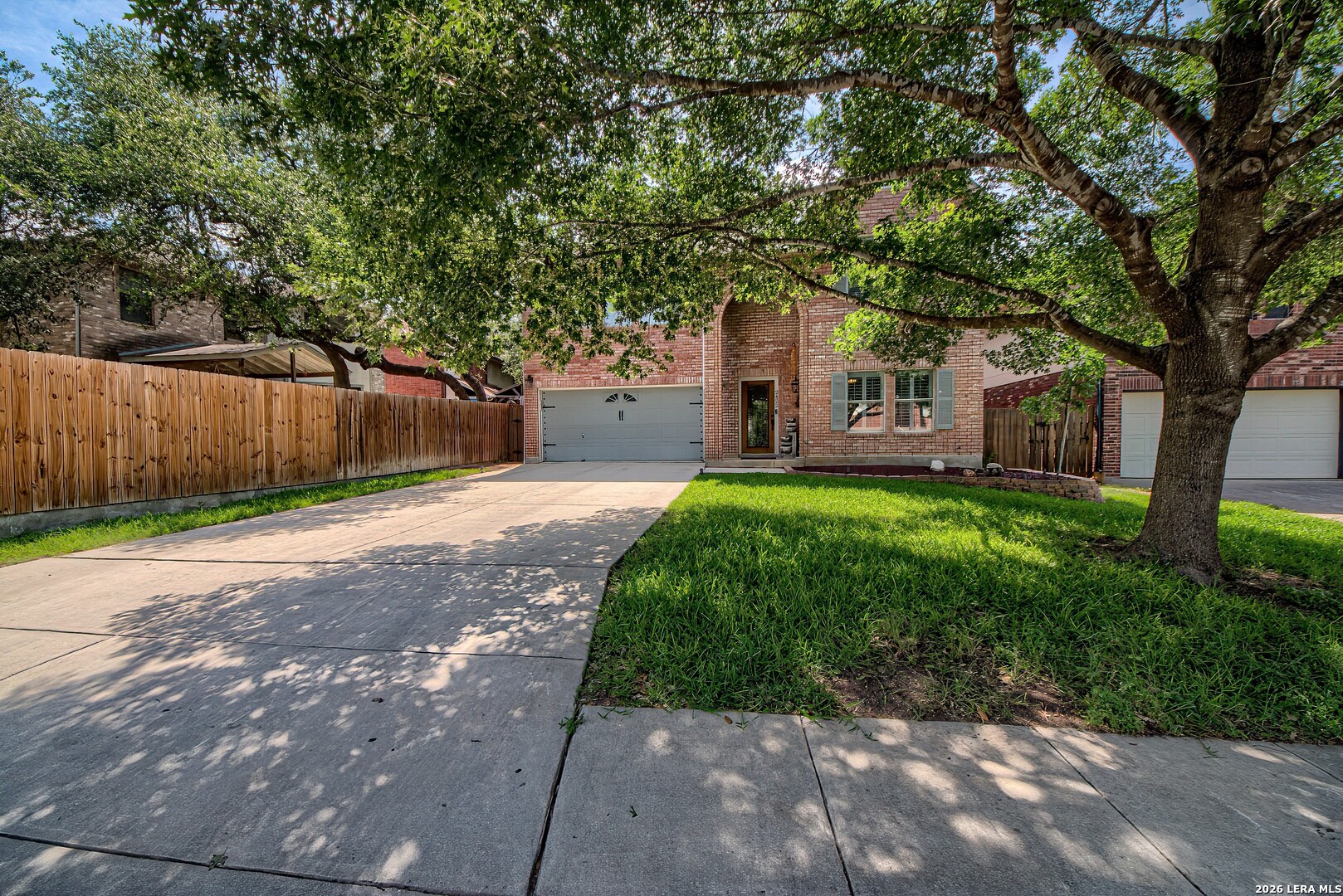 2422 Thrasher Oak San Antonio TX 78232