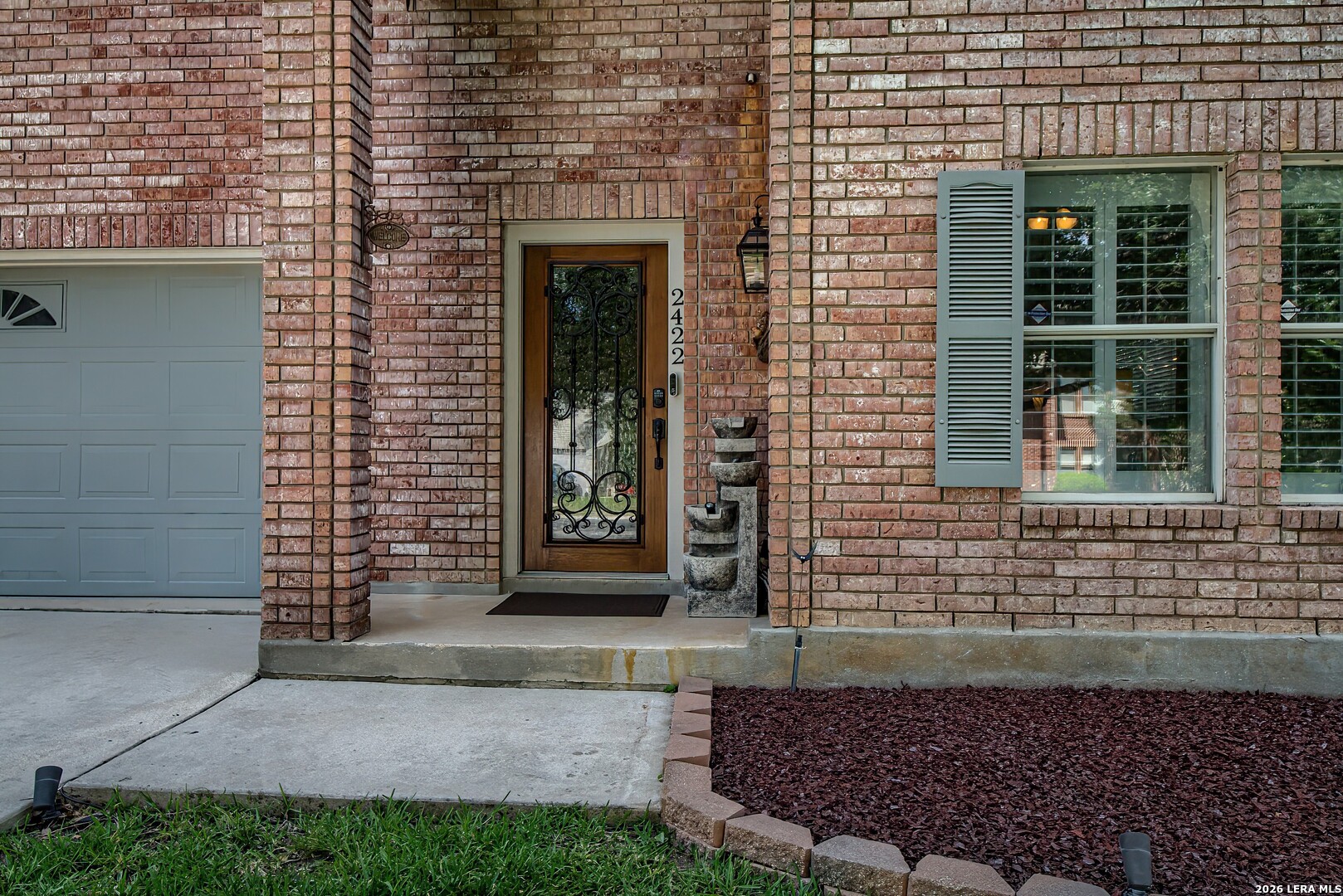 2422 Thrasher Oak San Antonio TX 78232
