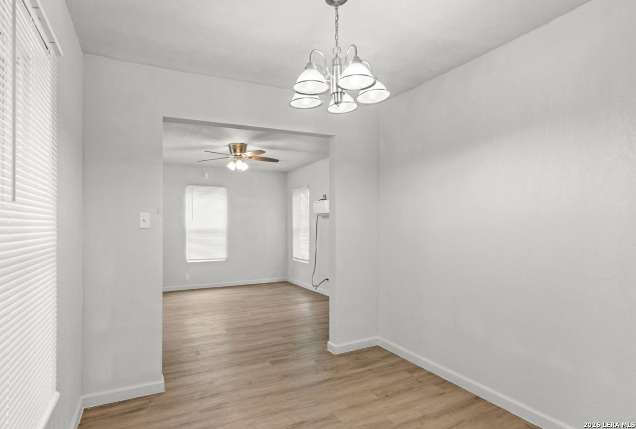 826 Poinsettia San Antonio TX 78202