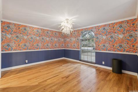 210 Chattington Castle Hills TX 78213