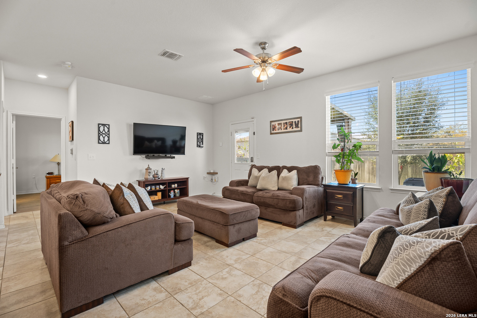 7347 Bluebonnet Bay San Antonio TX 78218
