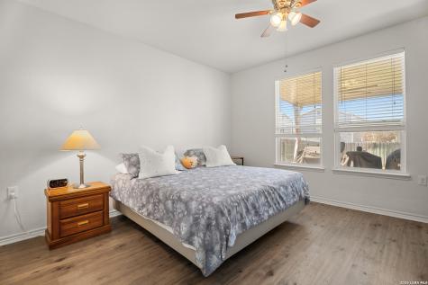 7347 Bluebonnet Bay San Antonio TX 78218