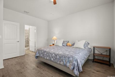 7347 Bluebonnet Bay San Antonio TX 78218