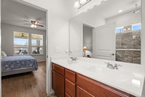 7347 Bluebonnet Bay San Antonio TX 78218