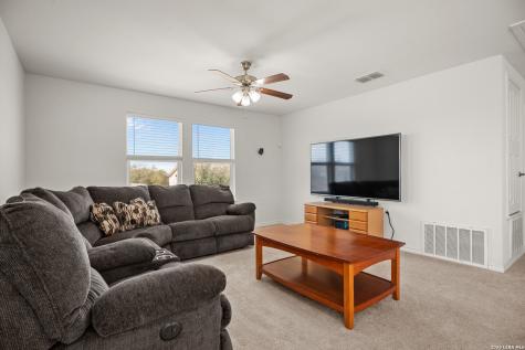 7347 Bluebonnet Bay San Antonio TX 78218