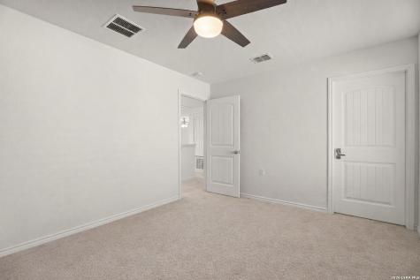 7347 Bluebonnet Bay San Antonio TX 78218