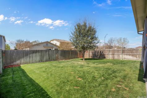 7347 Bluebonnet Bay San Antonio TX 78218