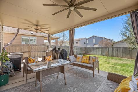 7347 Bluebonnet Bay San Antonio TX 78218