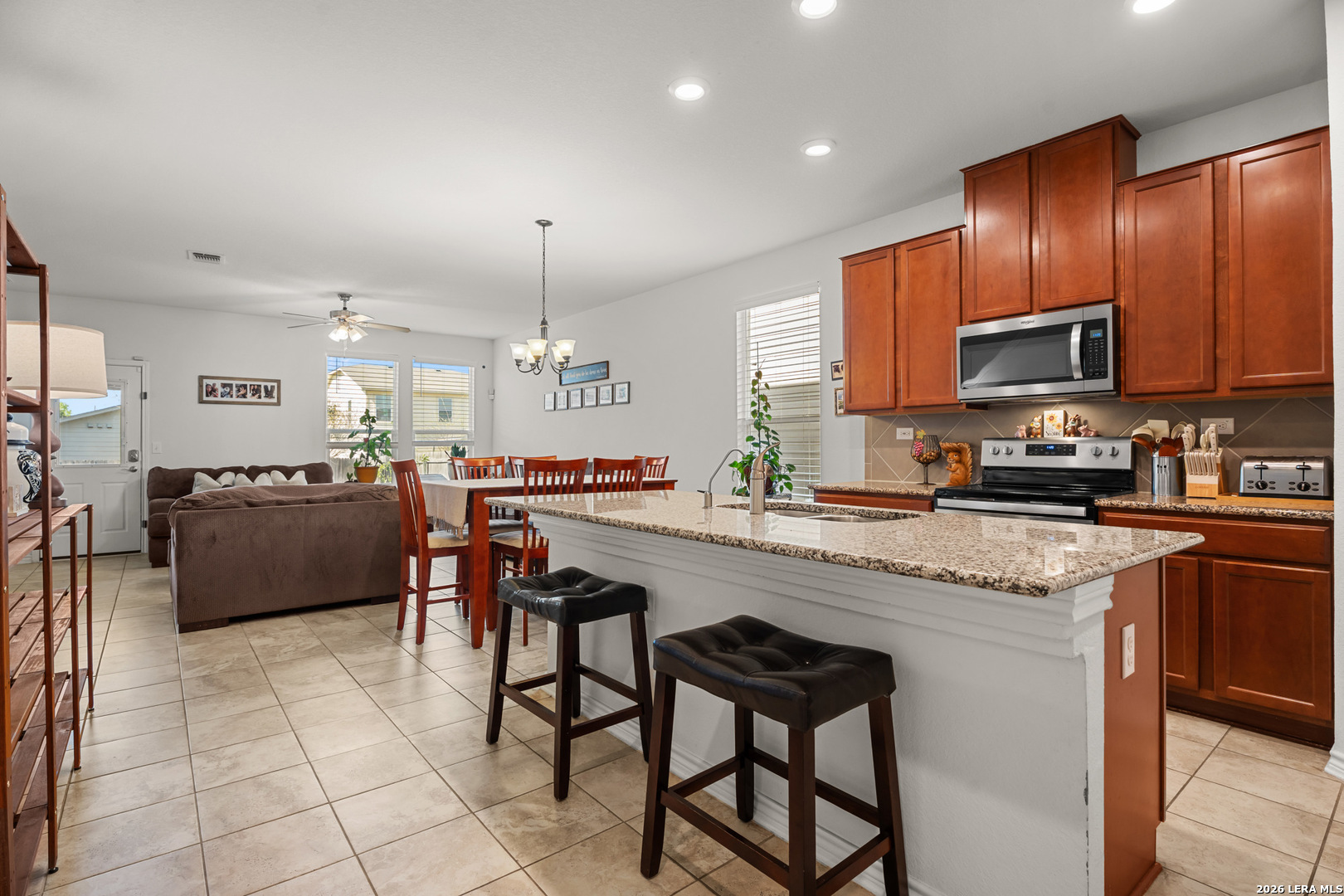 7347 Bluebonnet Bay San Antonio TX 78218