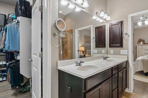 10319 Salamanca Helotes TX 78023
