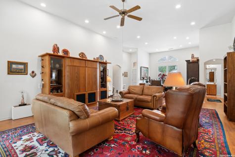 104 Oakwell Farms Parkway San Antonio TX 78218