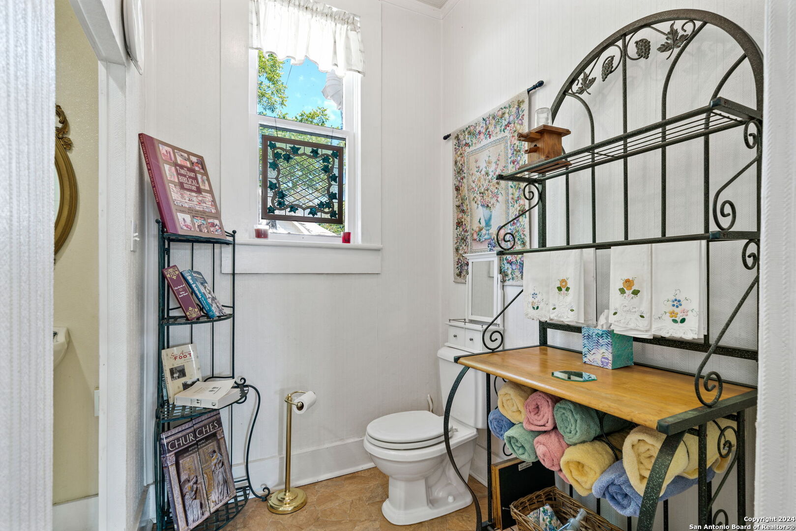 623 Augusta San Antonio TX 78215