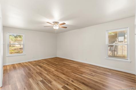 247 Montfort San Antonio TX 78216