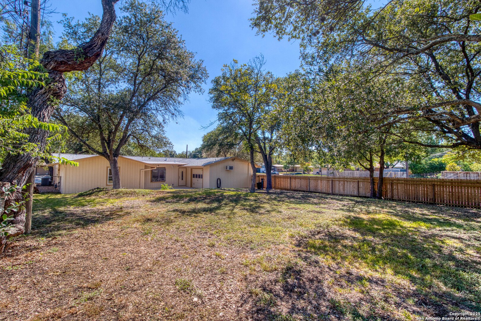 247 Montfort San Antonio TX 78216