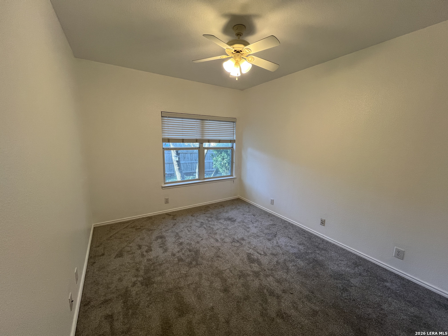 30 Amber Forest Hollywood Park TX 78232