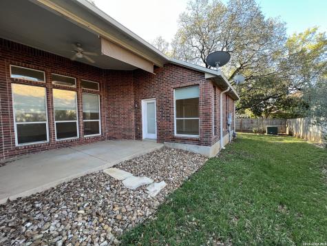 30 Amber Forest Hollywood Park TX 78232