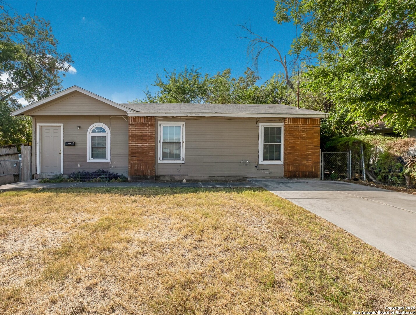 638 Hood San Antonio TX 78208