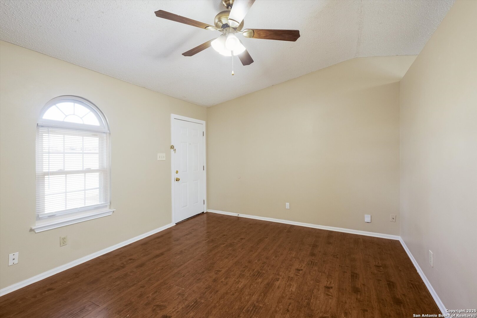 638 Hood San Antonio TX 78208