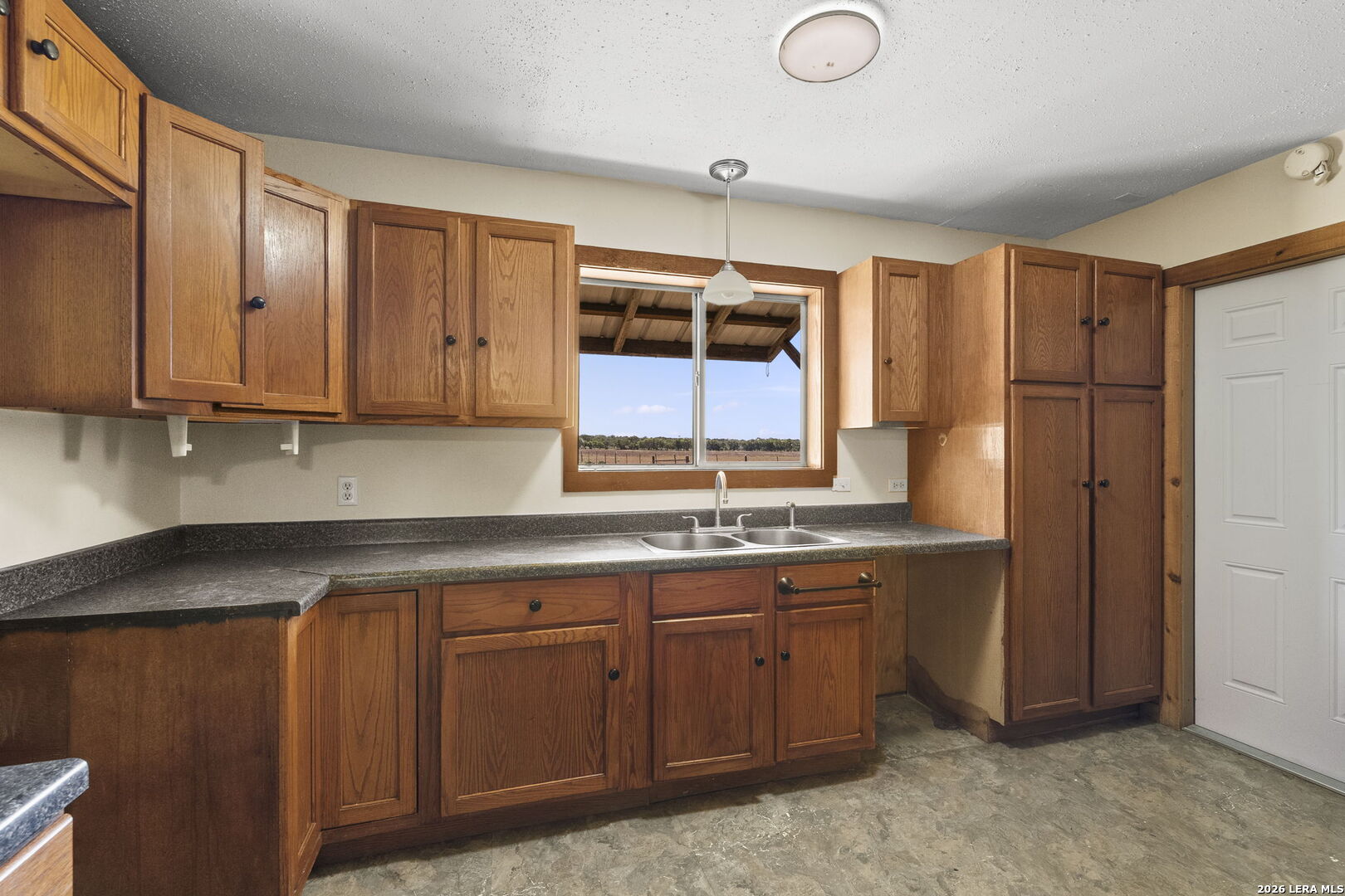 112 N. River Bend Road Comfort TX 78013