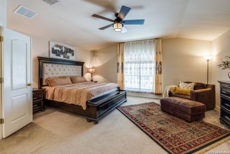 141 Falcon Crossing Cibolo TX 78108