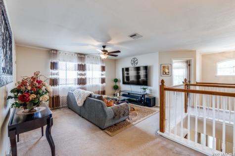141 Falcon Crossing Cibolo TX 78108