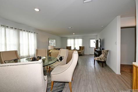 10746 Margarita Loop Converse TX 78109