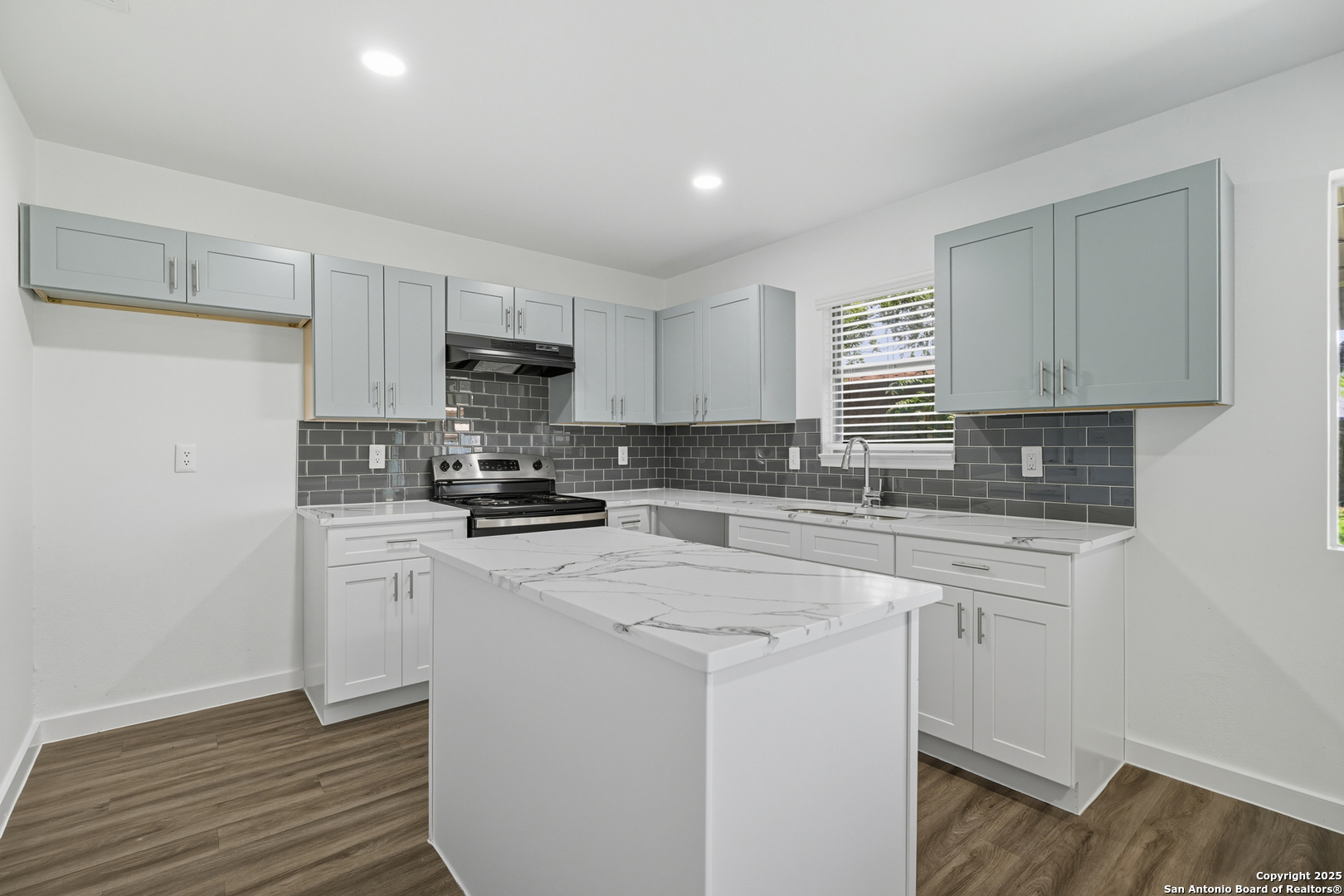 3834 Pipers Crest San Antonio TX 78251