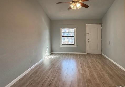 6605 Spring Lark Street San Antonio TX 78249