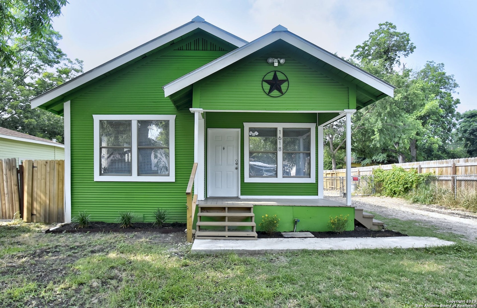 1618 Santa Monica Street San Antonio TX 78201