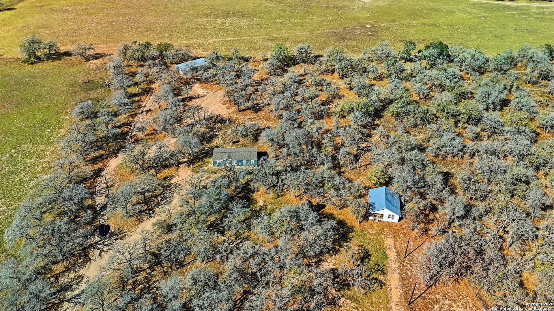 843 County Road 331 Floresville TX 78114