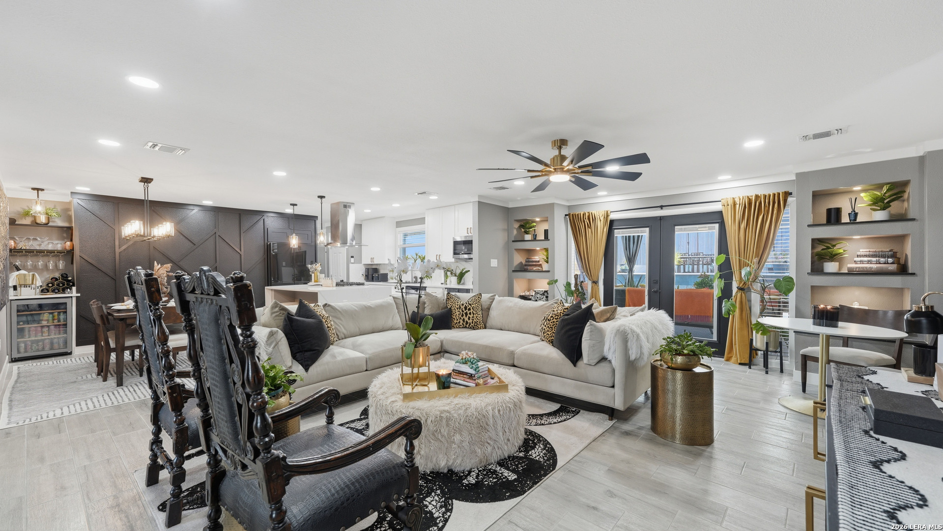 125 Rilla Vista San Antonio TX 78216