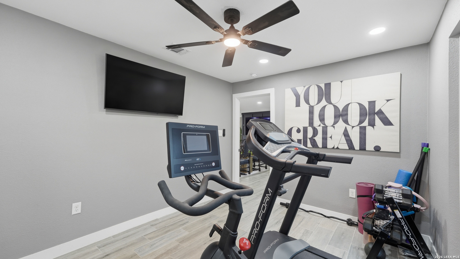 125 Rilla Vista San Antonio TX 78216