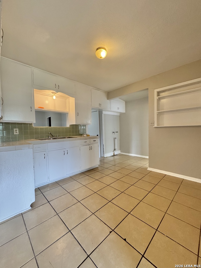 1923 Valencia San Antonio TX 78237