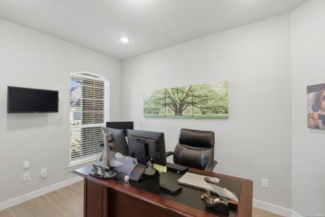 106 Branson Falls Boerne TX 78006