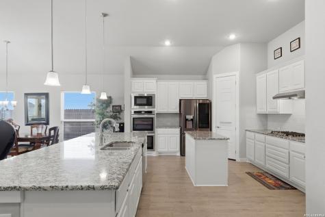 106 Branson Falls Boerne TX 78006