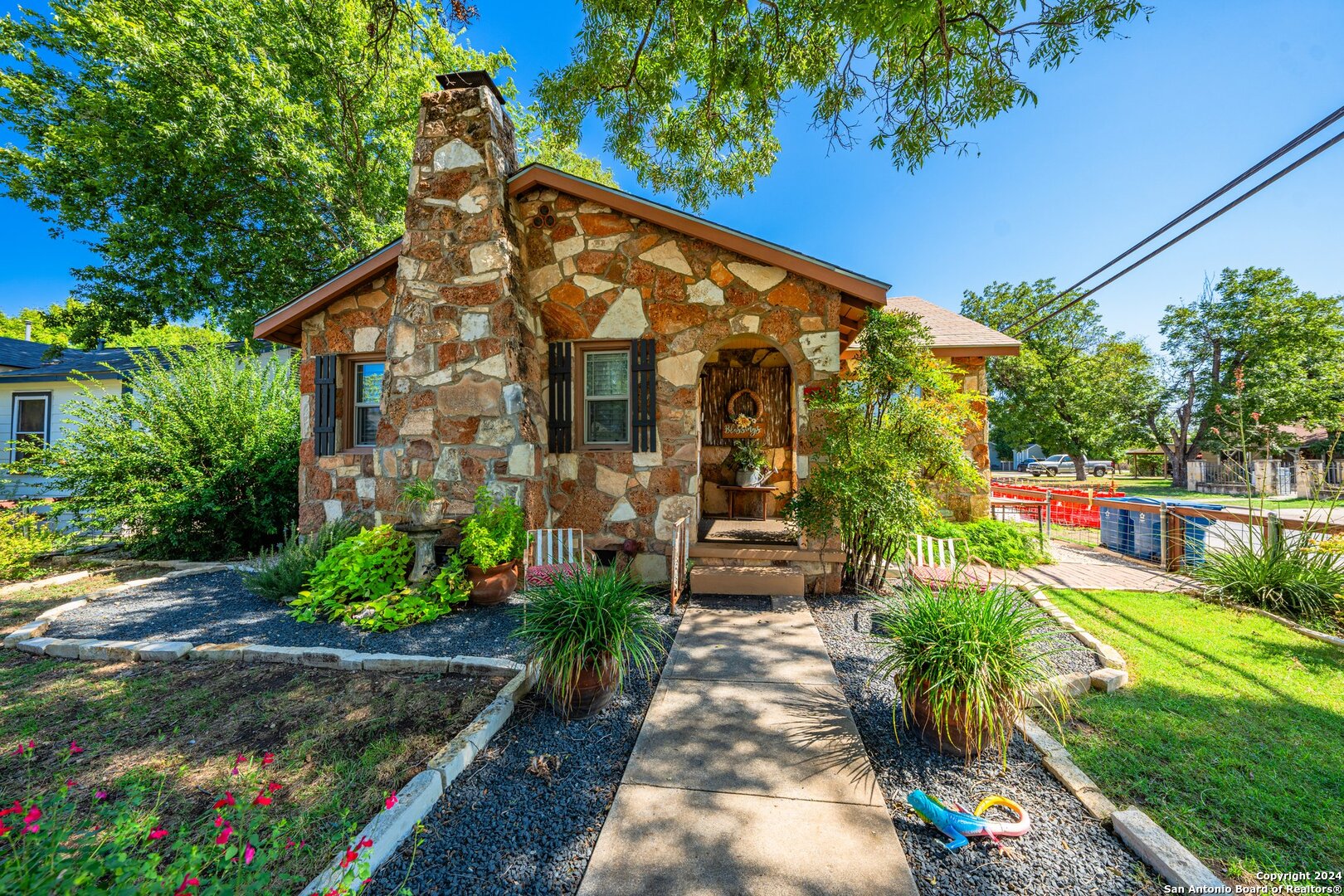 400 Elm Street Kerrville TX 78028