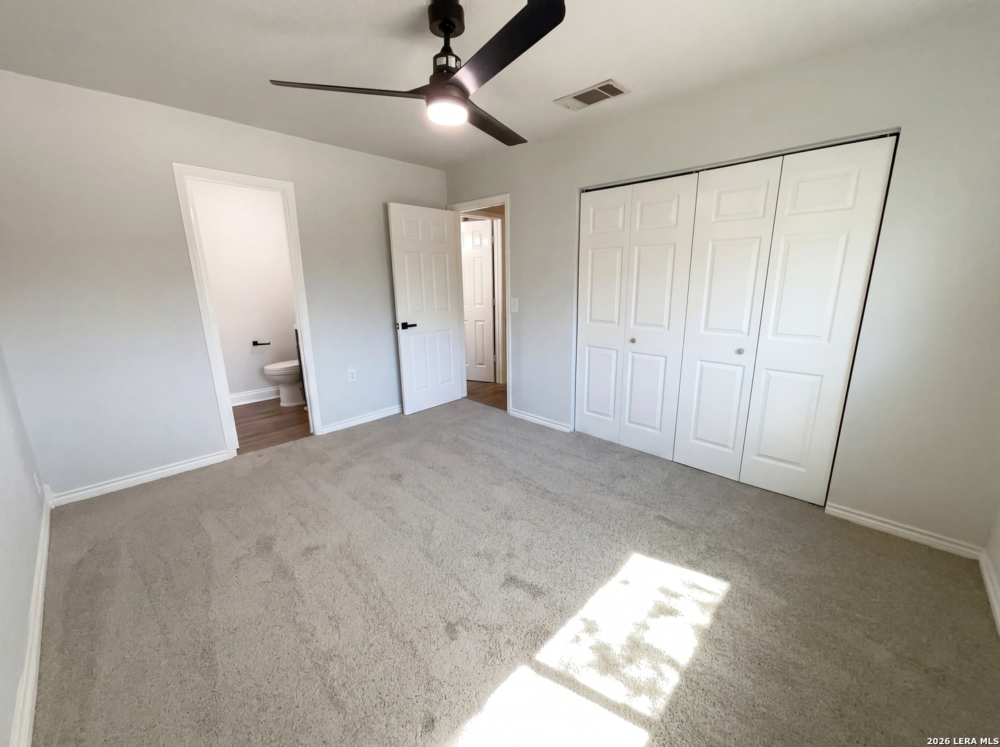 7913 Dry Canyon Live Oak TX 78233
