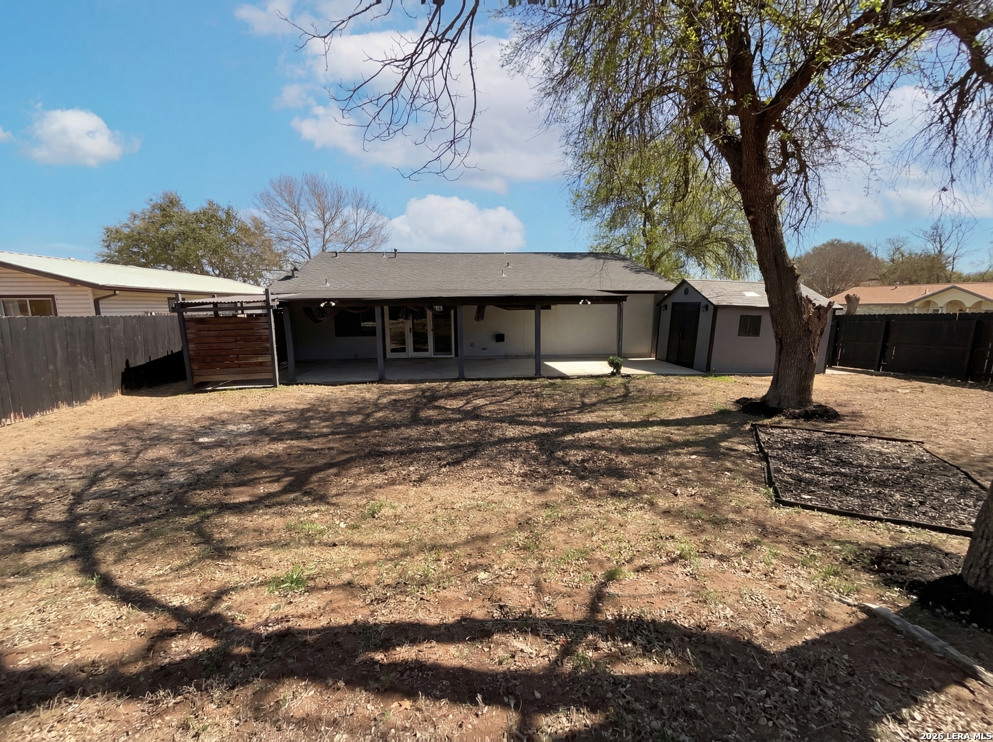 7913 Dry Canyon Live Oak TX 78233