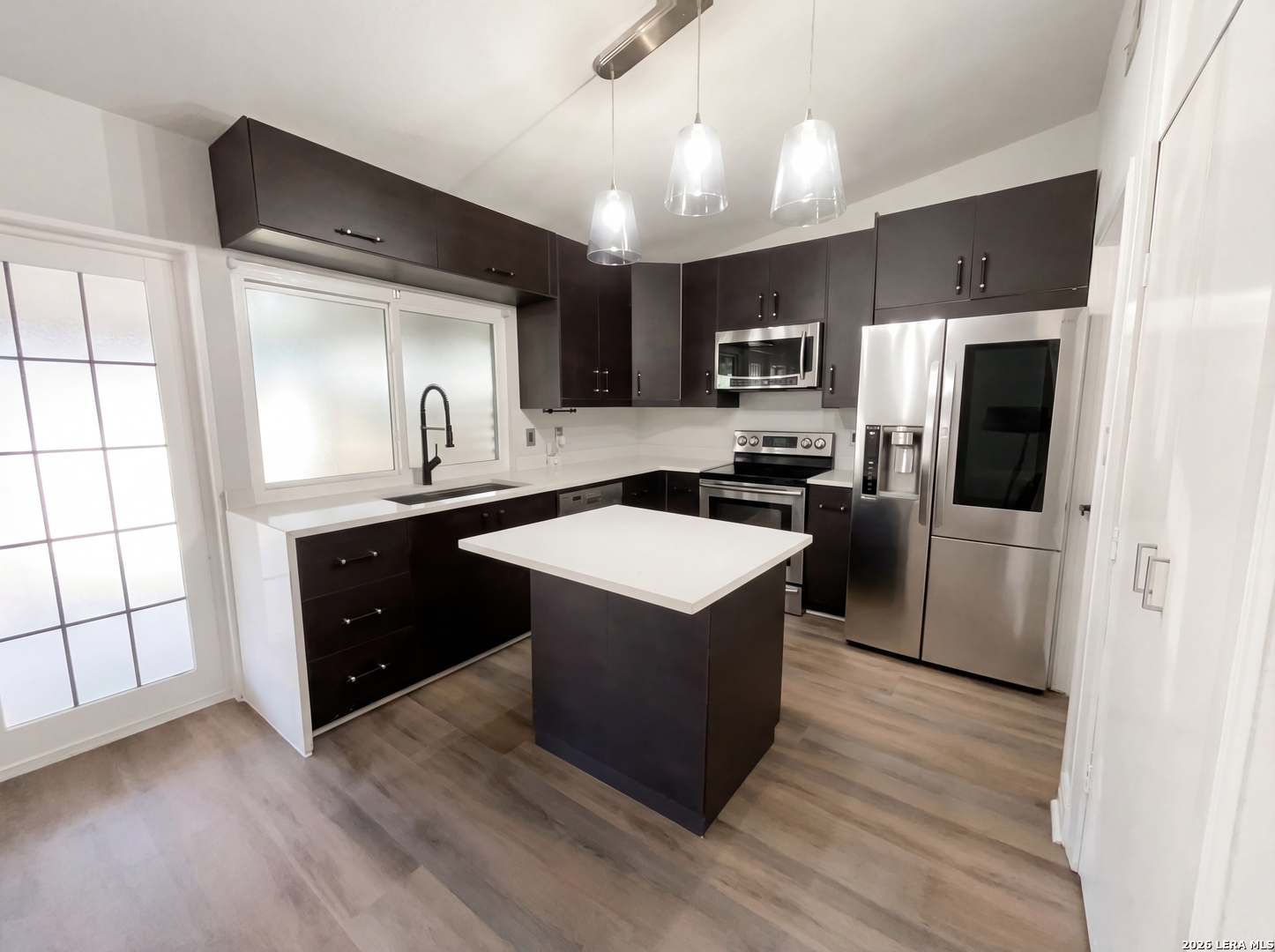 7913 Dry Canyon Live Oak TX 78233