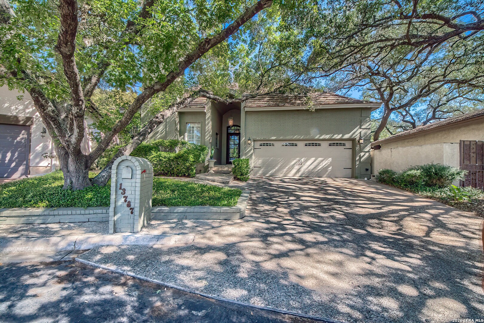 13787 Bluff Villas Court San Antonio TX 78216