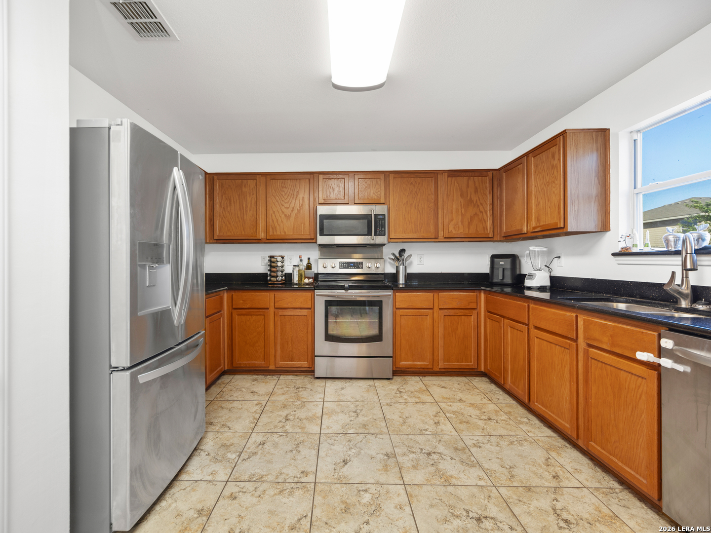 8964 Scarlet Creek Universal City TX 78148