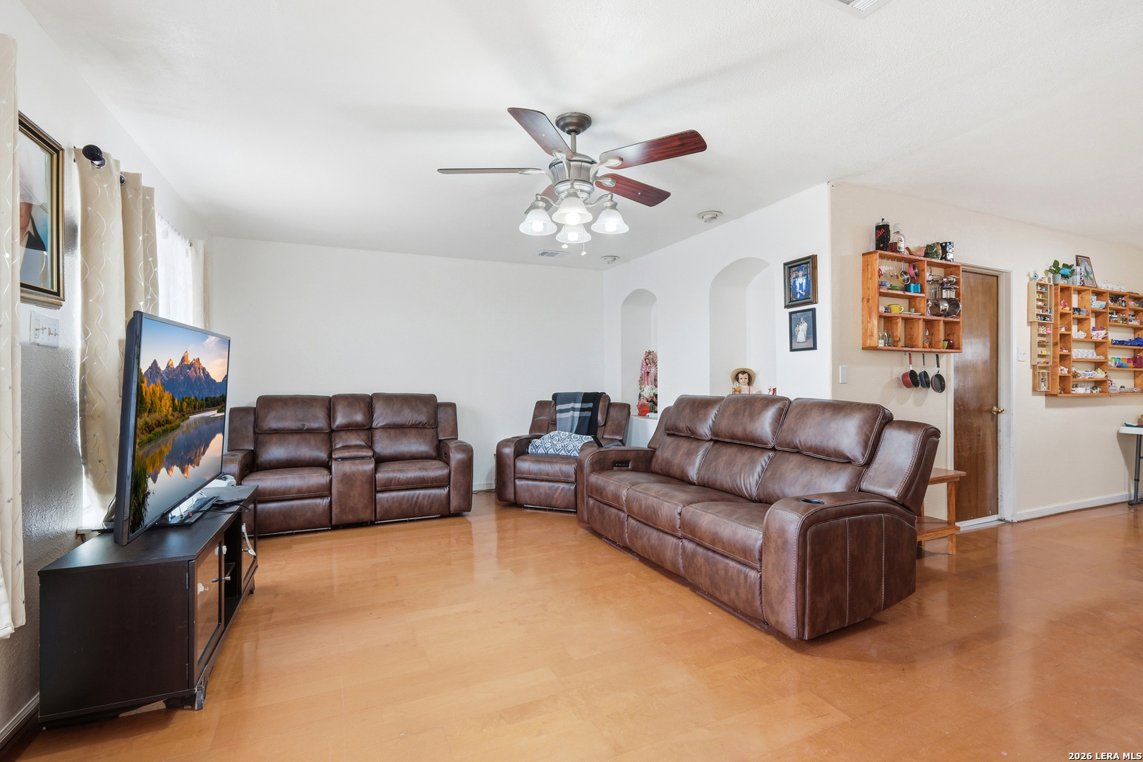 8335 Swift Eagle Drive San Antonio TX 78242