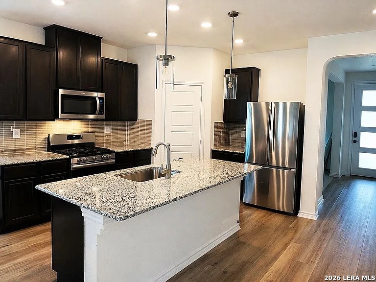 5015 Galvan Manor Converse TX 78109