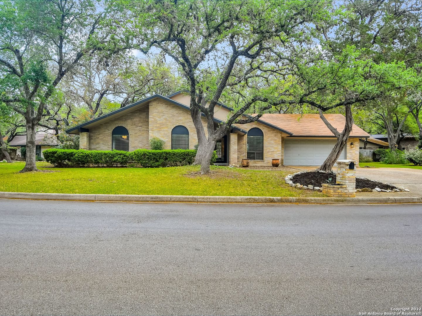 802 Sherman Oak Street San Antonio TX 78232