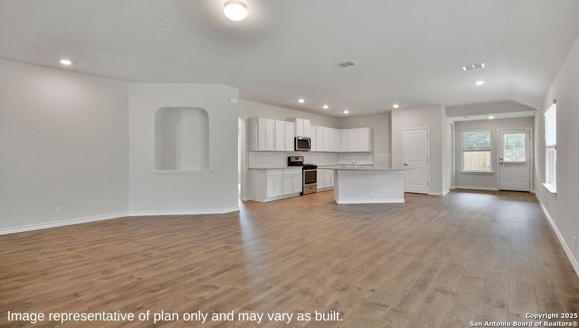 12576 Thyme Pass Converse TX 78109