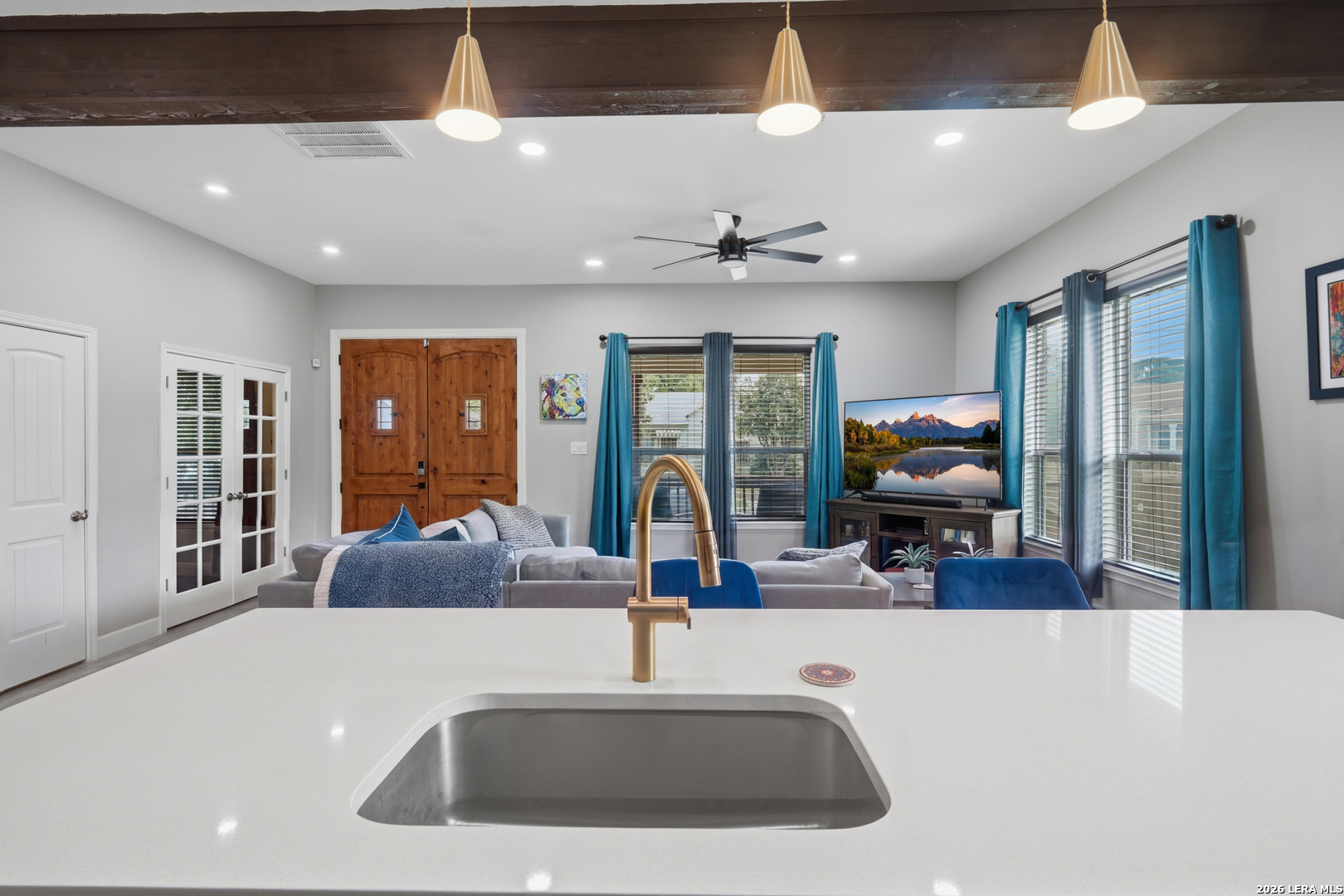 327 W Baylor Street San Antonio TX 78204